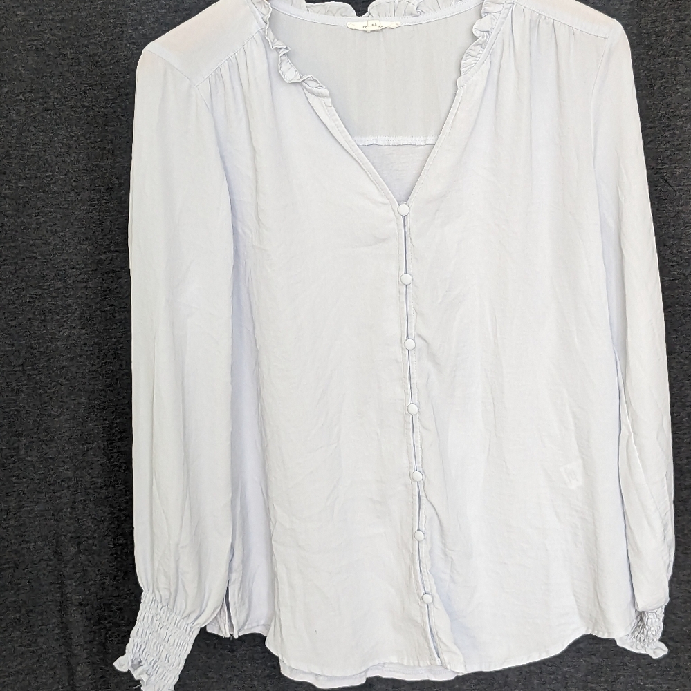 Juniors size M pale blue button down top Maurices